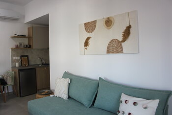 No 4 - Living area