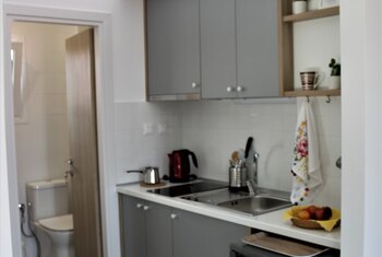 No 5 - Kitchen