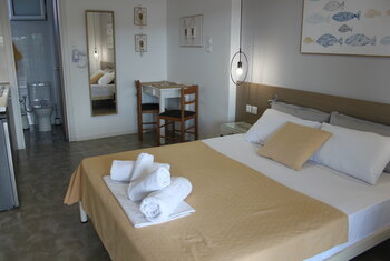 No 7 - Bedroom